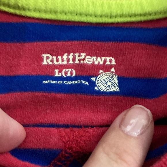 Bundle of boys size 7 long sleeves (henley, star wars) - Picture 4 of 6